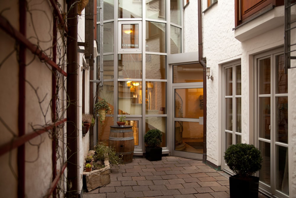 Altstadthotel Grauer Wolf - Property Image 17