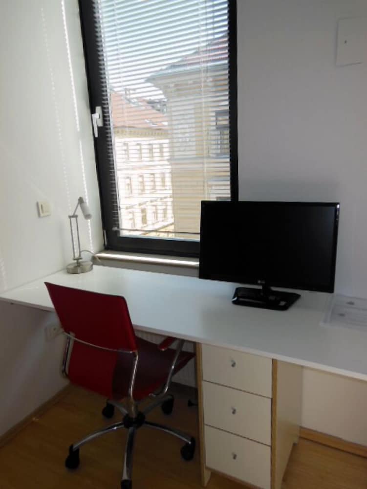 Photo 42