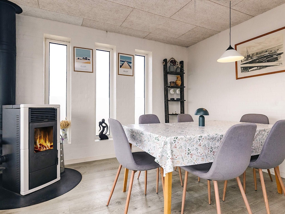 6 Person Holiday Home in Vestervig