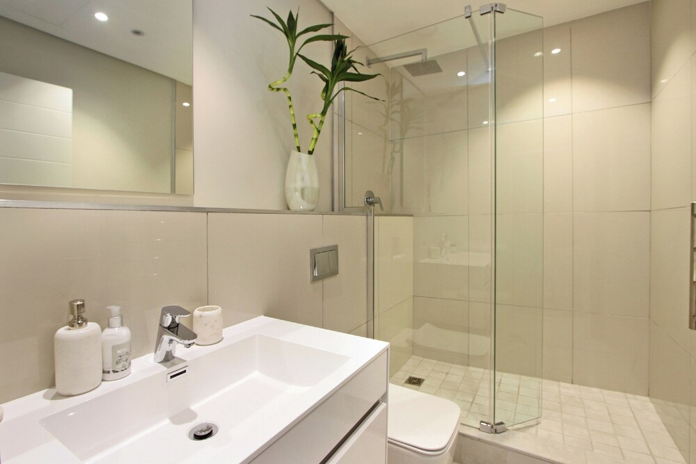 Docklands Deluxe Apartments by ITC Hospitality
