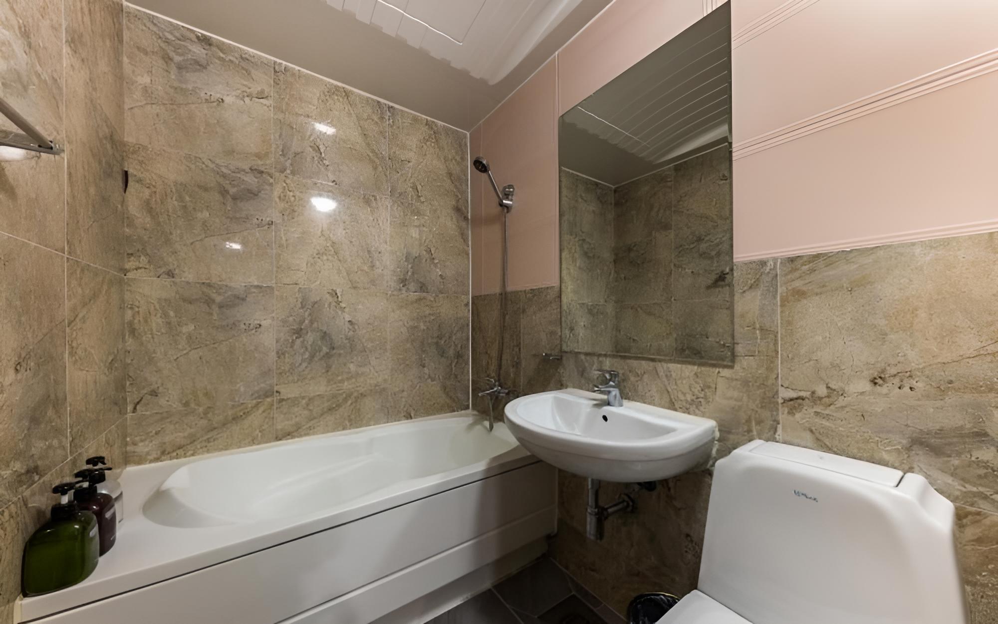Mud Beach Hotel
