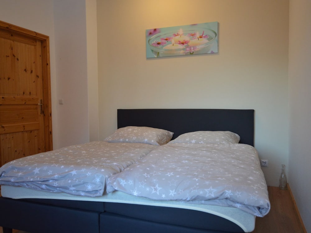 Cosy Apartment in Manderscheid With Balcony