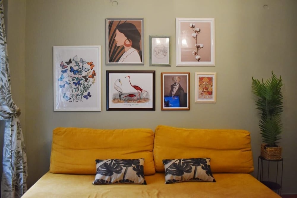 Vintage Apartment