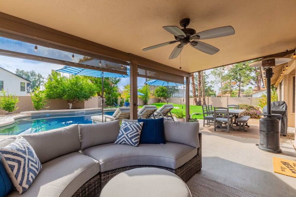 Greenway Park Retreat Al-fresco Living Heated Pool