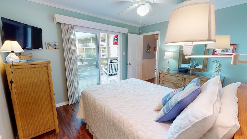 Lighthouse Point 3 by Tybee Vacation Rentals