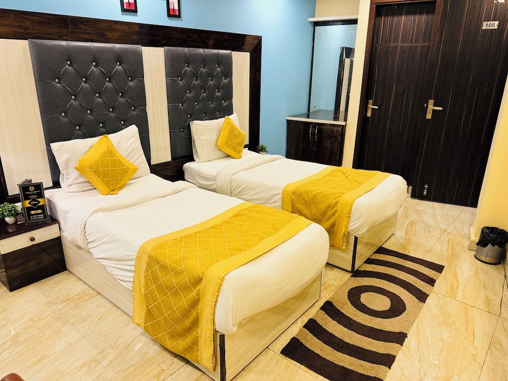 Hotel Shivaka Inn Delhi Airport