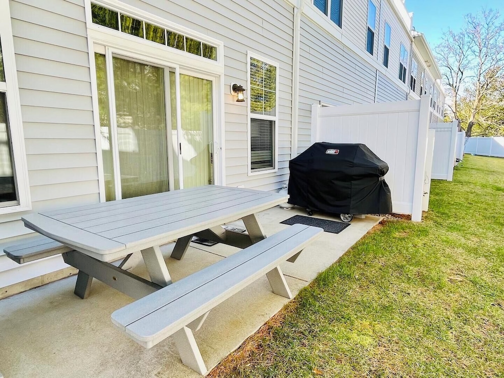 Schooner Drive 33521