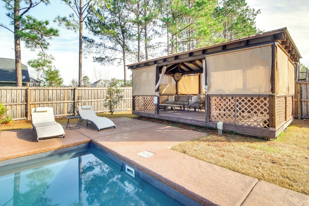 Private Pool & Game Room: Home Near Savannah