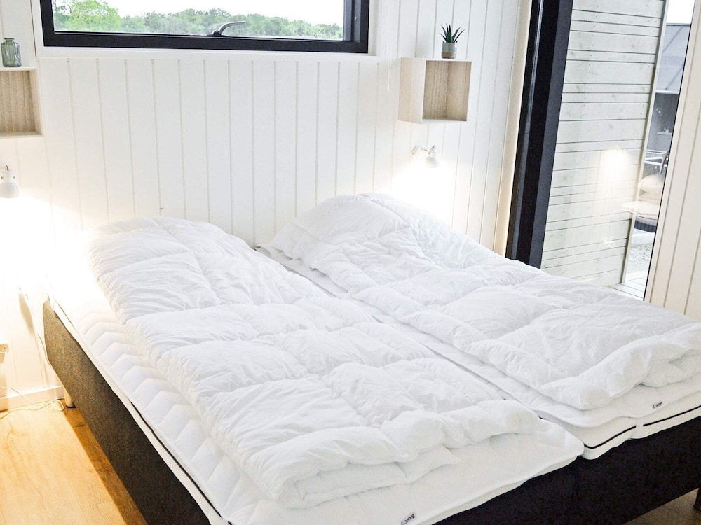 8 Person Holiday Home in Sjolund-by Traum view 5
