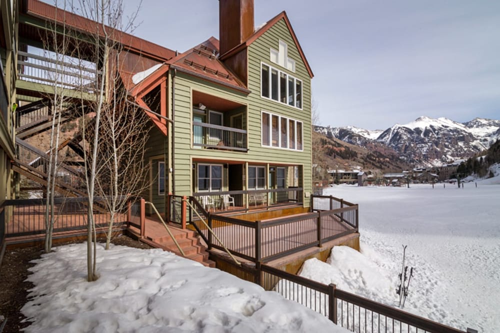 Hotel Etta Place 1 by Avantstay Ski In/ Ski Out Unit w/ Views of the Slopes! - Image 1
