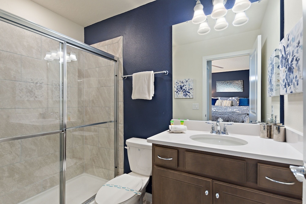 Paradise Point At Windsor Island Resort Orlando By Shine Villas 10 Bedroom Villa view 3