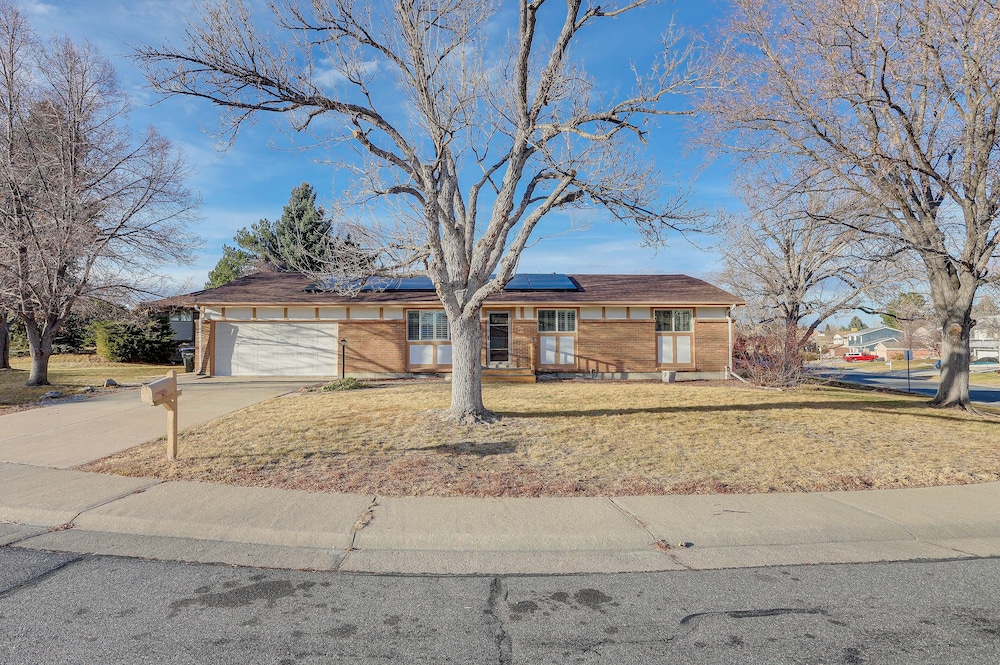 Pet-friendly Arvada Home: 13 Mi to Downtown Denver view 2