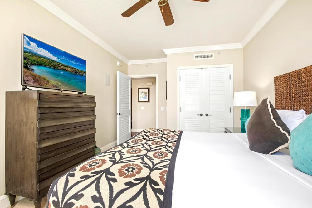 Honua Kai Konea 2 Free Rental Cars KBM Resorts Custom Hardwood Floors 2 Units, 5 Bedrooms Ml-1412
