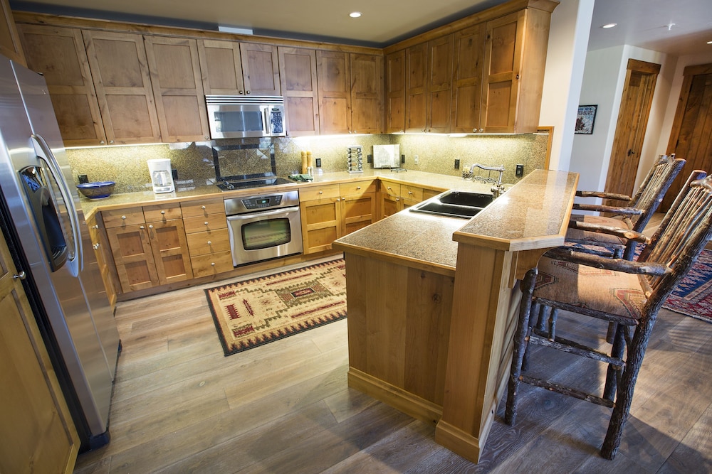 WestWall Lodge - Property Image 39