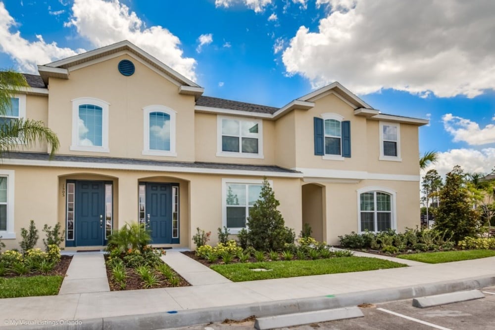 Luxury 4 Bedroom Townhome on Solara Resort, Orlando Townhome 3104 - Image 1