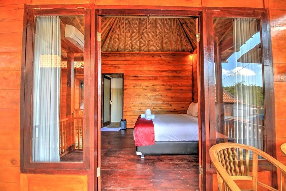 Raja Bungalow by WizZeLa view 5