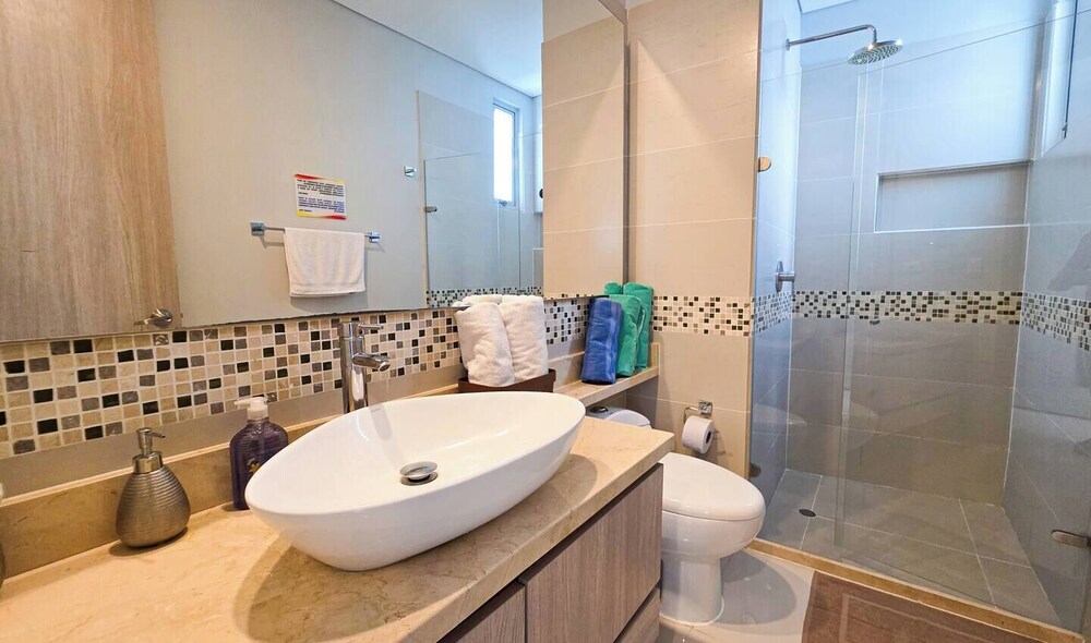 Oceanview Suite Pools Gym Guest Access