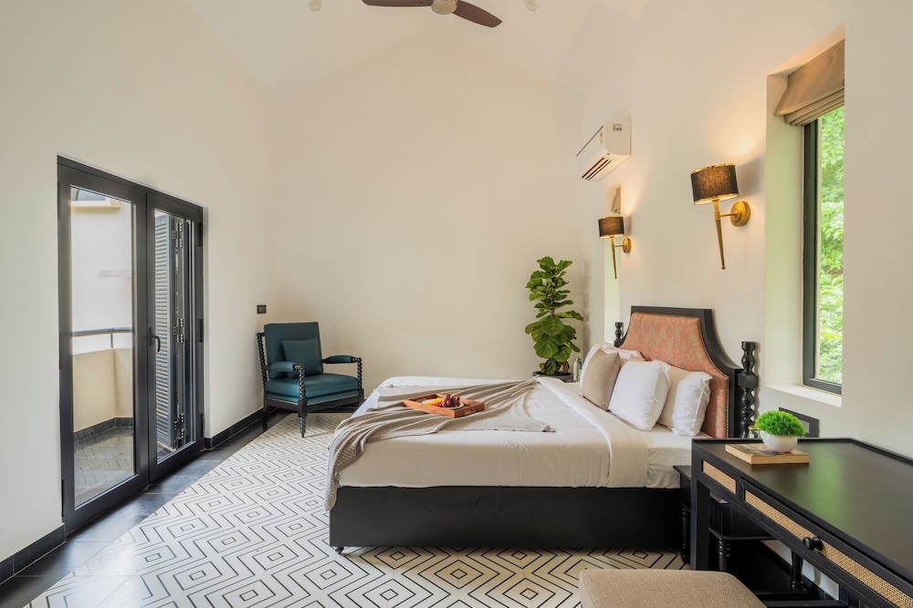 BellaVie | 3-BHK Villa With Private Pool & TV Lounge Area In A Gated Complex