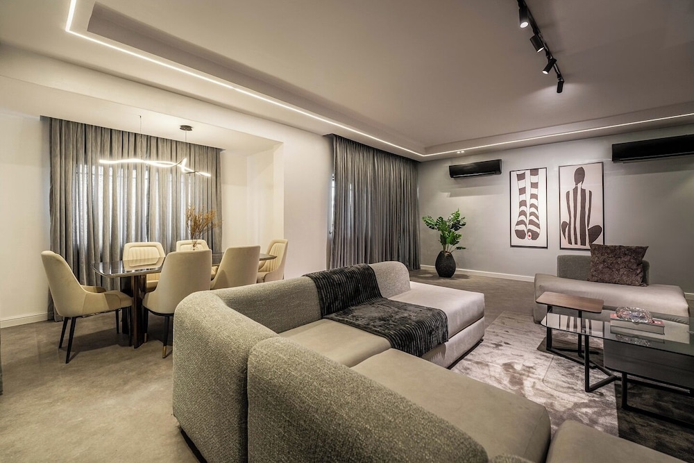 Banora Apartment