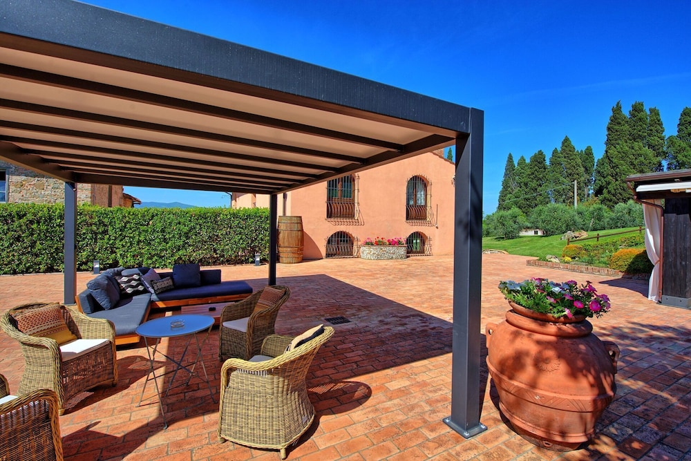 Villa Nora