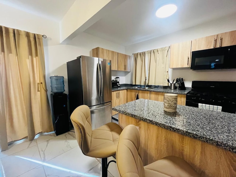4BR 14 pax Twin Villa-Bbq & private pool