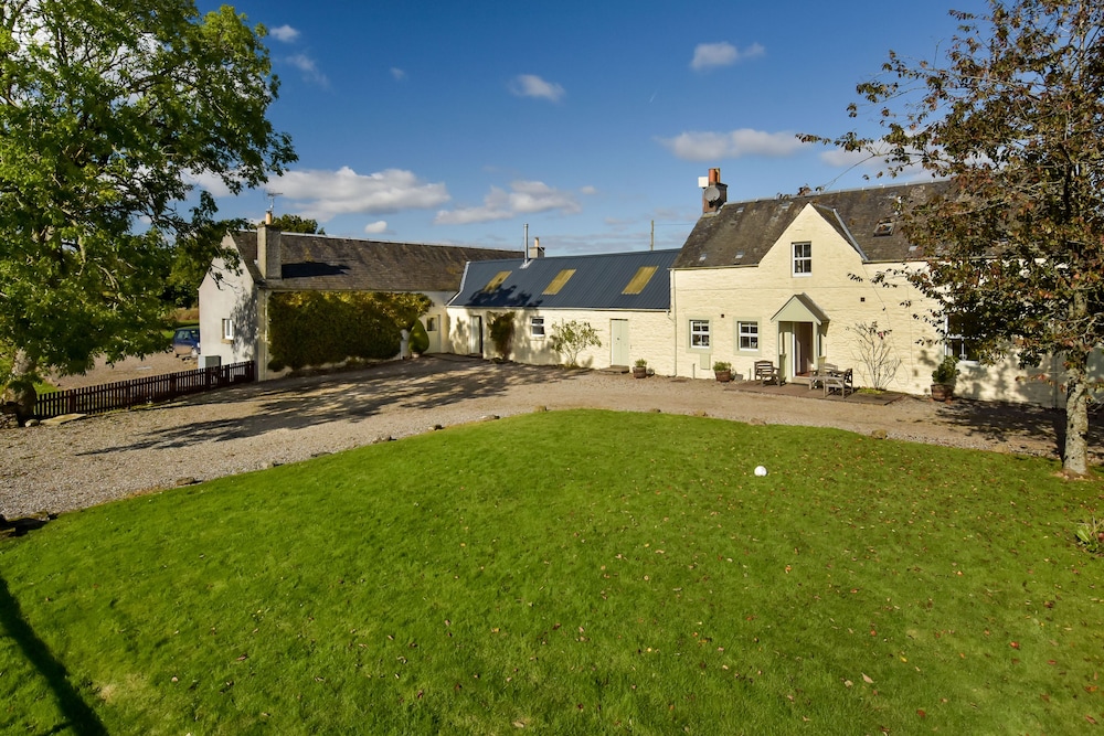 Cardross Estate Holiday Cottages