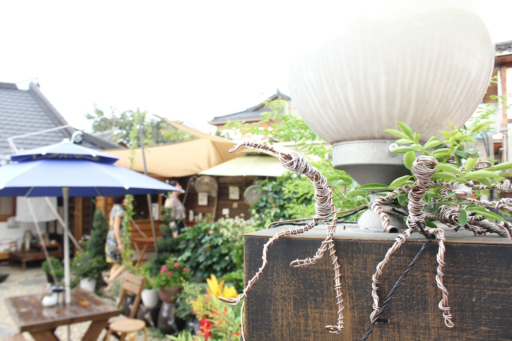 Hohomom Guesthouse