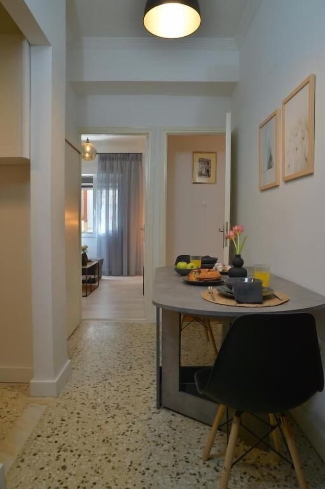 Alter Ego Apartments