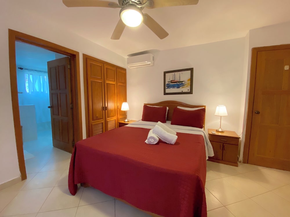 TROPICAL VILLAS playa LOS CORALES