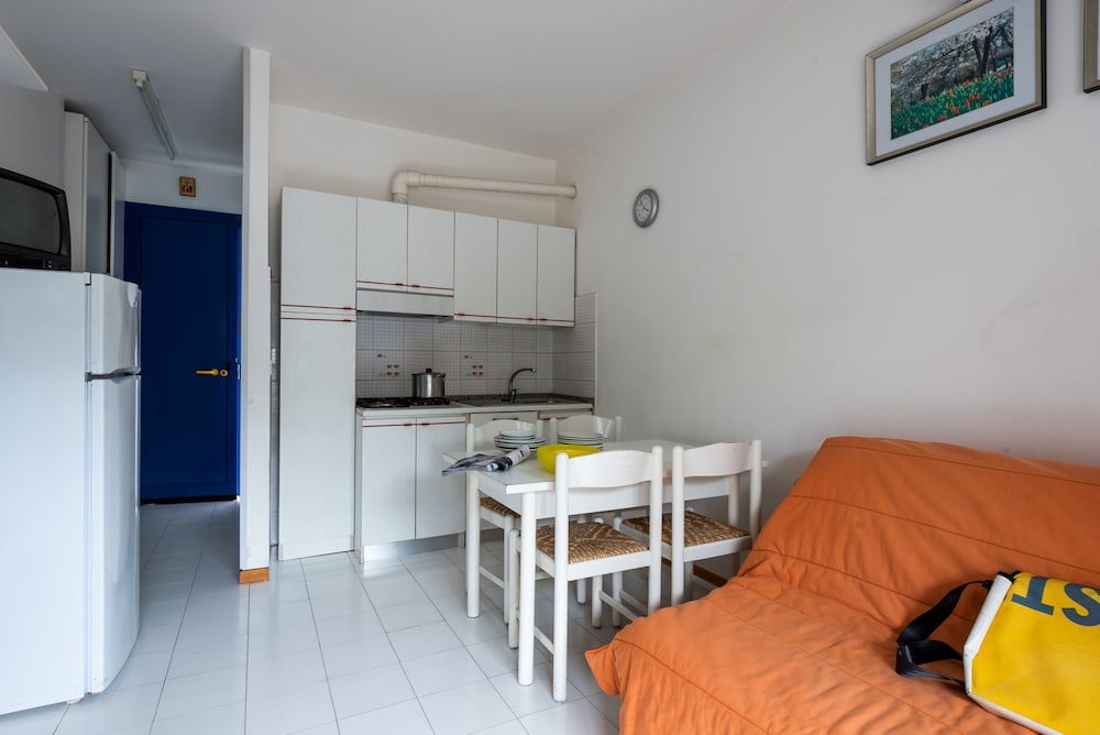 Cozy Studio With Lateral sea View in Bibione