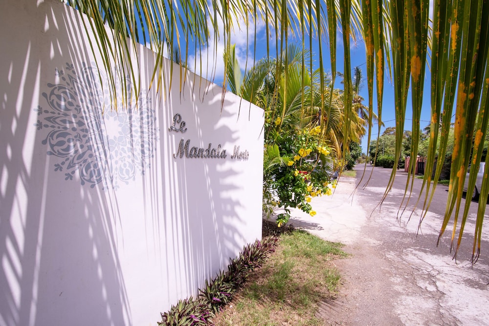 Le Mandala Moris B&B Guesthouse