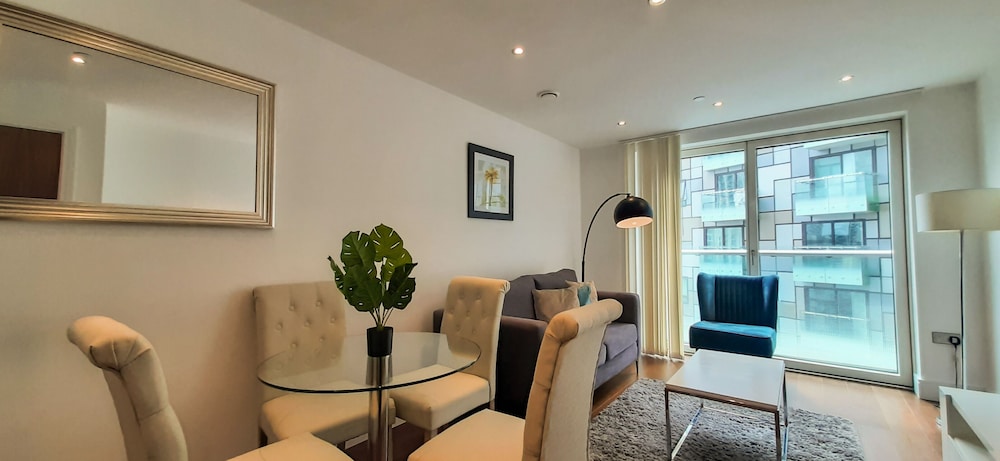 MySquare Apartments Canary Wharf