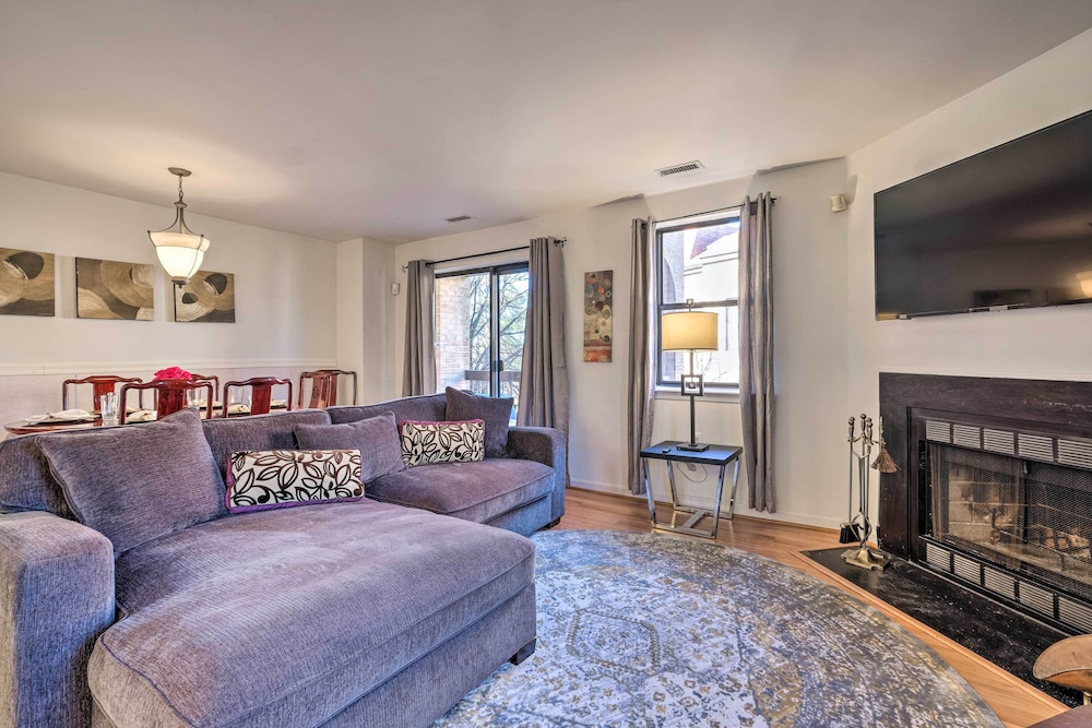 Washington DC Townhome 4 Mi to National Mall!