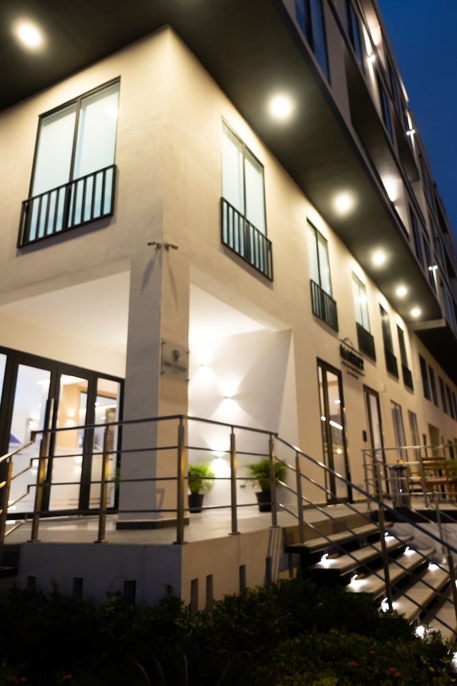 Hotel REEC Machala by Oro Verde Hotels - Image 1