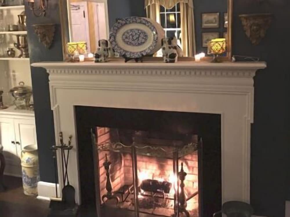 Oak Manor Inn