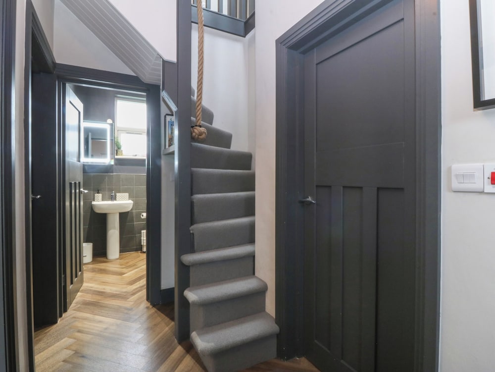 Trearddur House Cottage