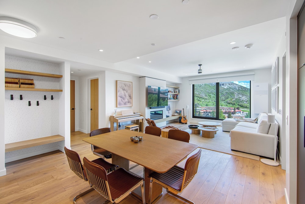Electric Pass Lodge by Snowmass Vacation