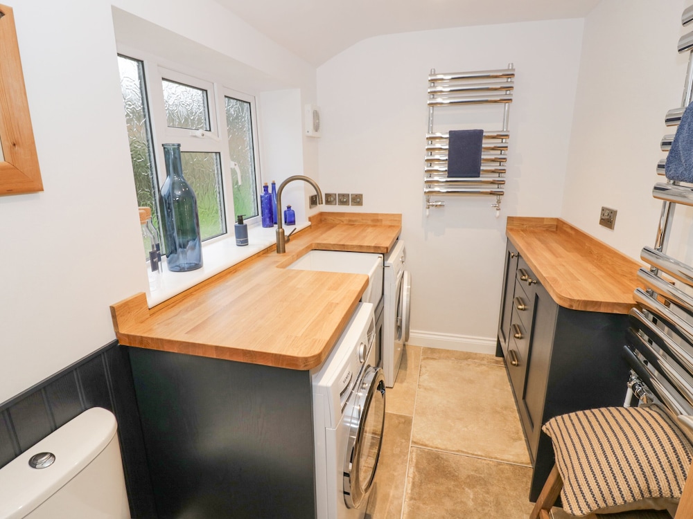 Dazie Cottage
