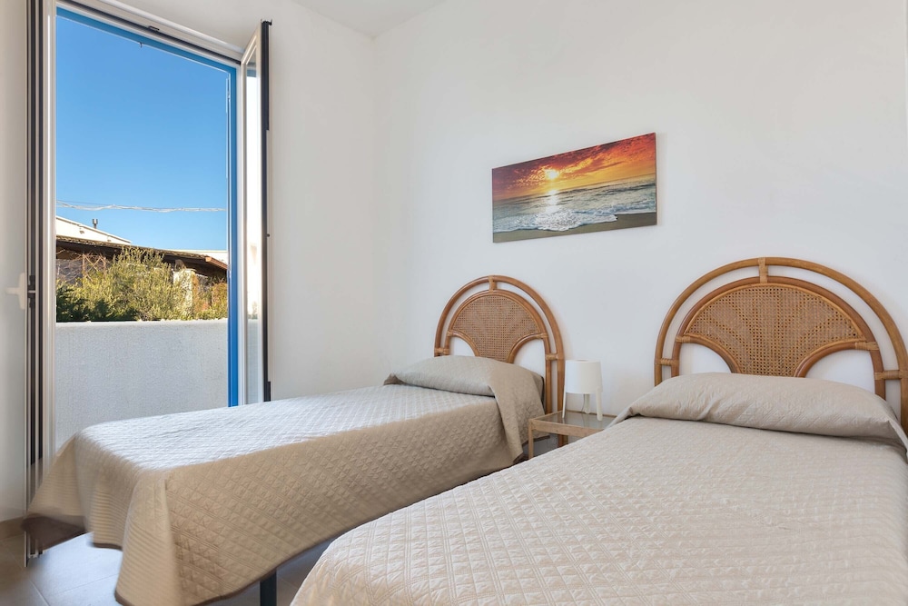 Residence Mare Azzurro view 4