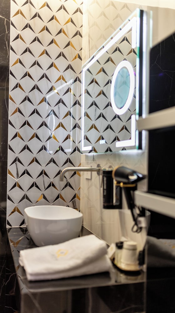 Kreart Suite & Rooms