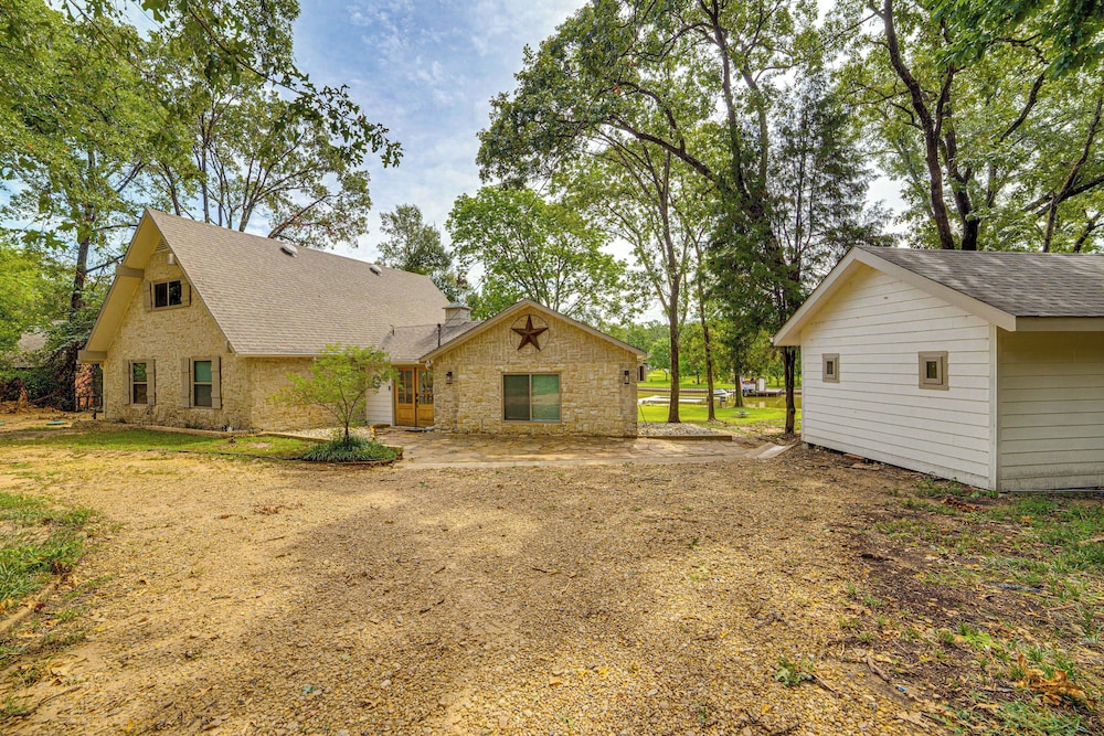 Private Dock: Waterfront Cedar Creek Lake Home
