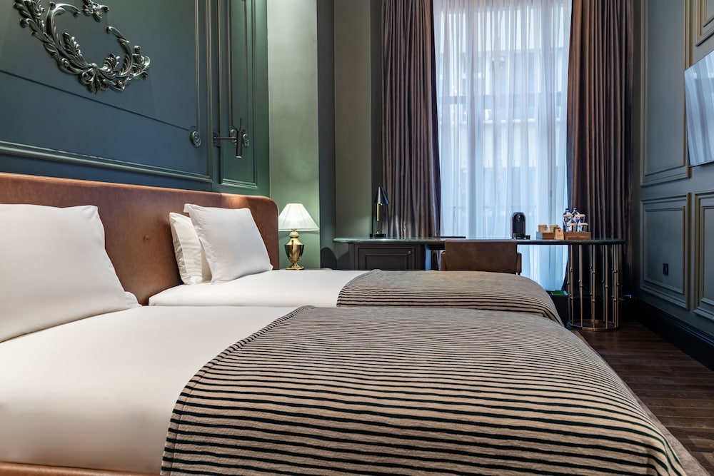 Orient Occident Hotel Istanbul, Autograph Collection 5