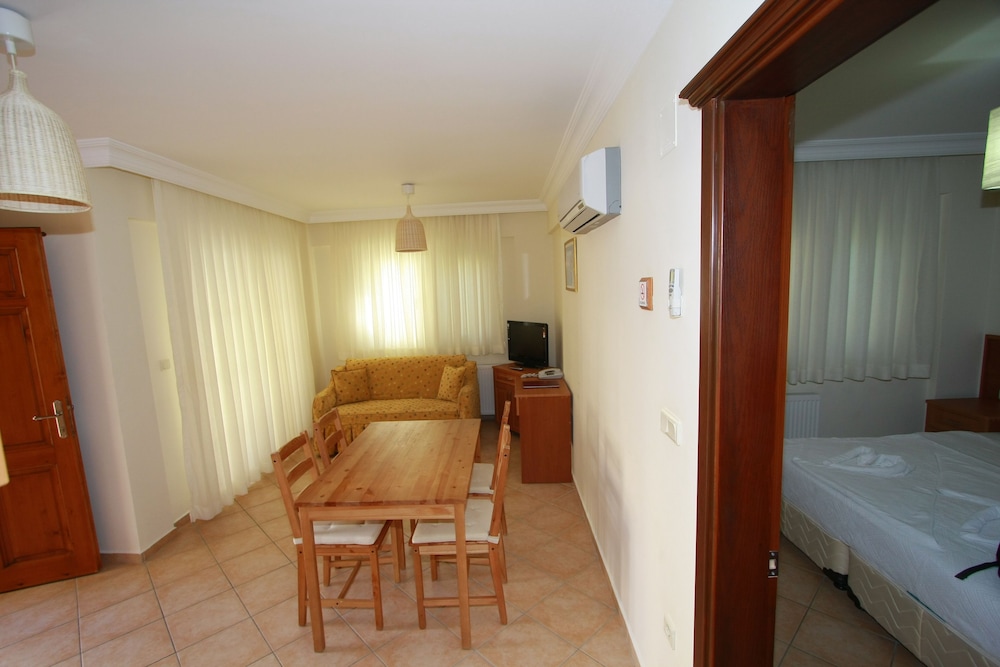 Sea Breeze Otel & Daireler - Image 28