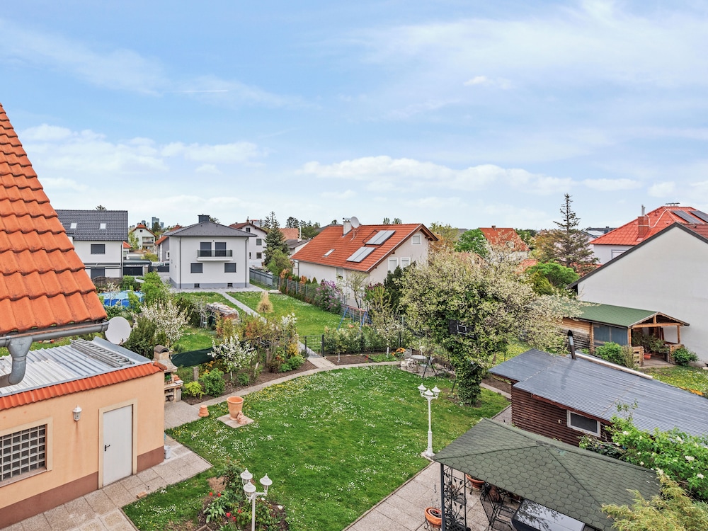 SKY9 Apartments - Homes & Villas