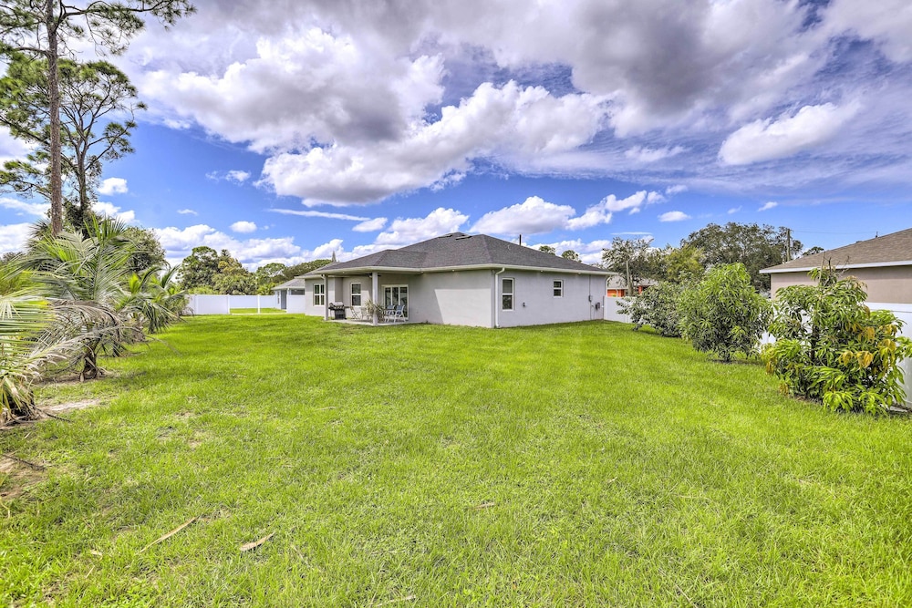 Palm Bay Home w/ Patio & Yard - 12 Mi to Beach! view 5