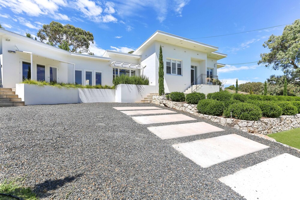 Barossa White House