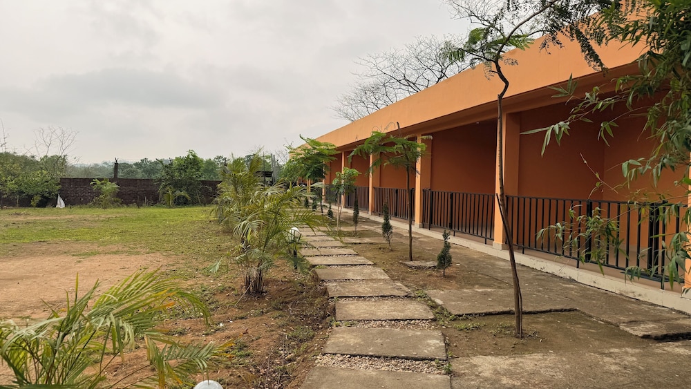 KAZIRANGA ECO VILLAGE RESORT