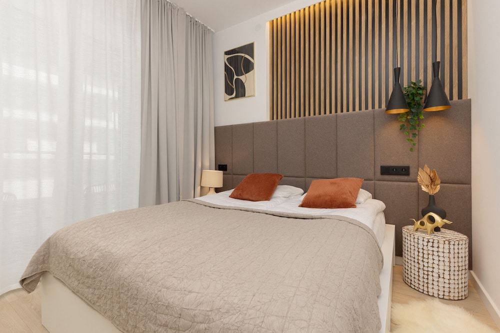 Lux Apartment Kasprzaka 29 by Renters view 4