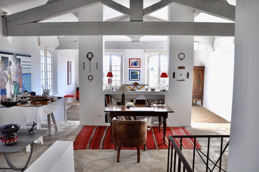 New Bastide Couronne d Aix Luxury in Aix-en-provence A Sophisticated Retreat for Families and Friends