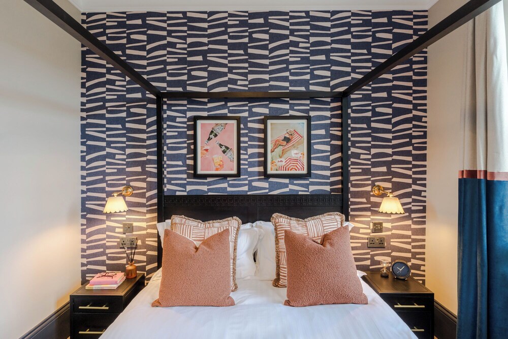 Your Apartment - Pembroke House